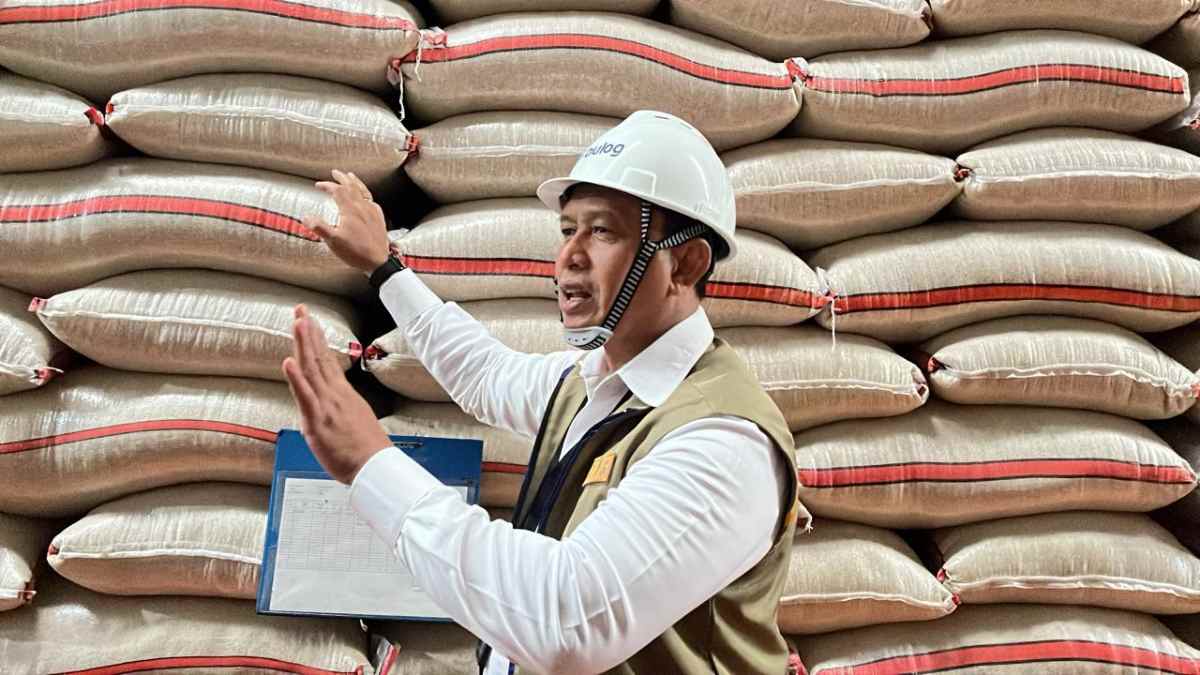 Perum BULOG Kuasai Beras 4,5 Juta Ton, Cadangan Beras Pemerintah Indonesia Unggul Jauh Dibanding sejumlah Negara Asia Tenggara